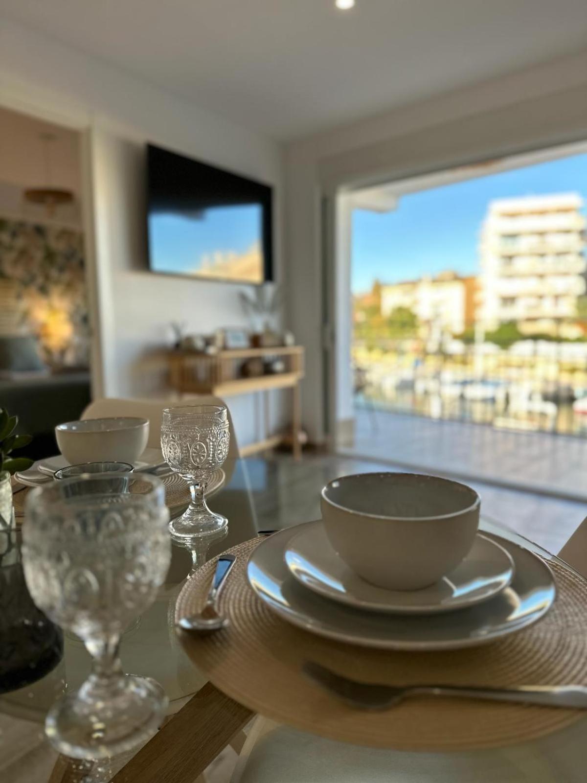 Waterfront 3 Bed Apartment, 90M From The Beach Platja de Larenal Exteriör bild